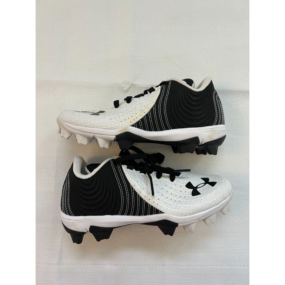 Under Armour HB Soccer Cleats Youth 2Y White Black Lace Up Low Top